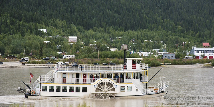 Klondike Spirit paddlewheeler, Dawson City, Yukon