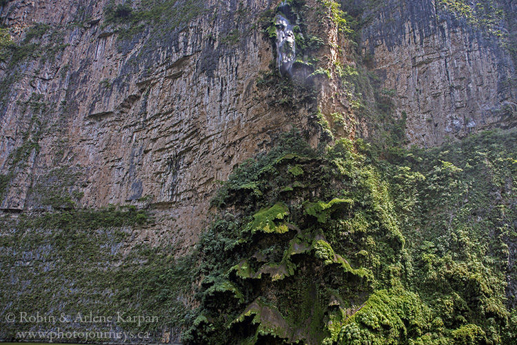 Christmas tree waterfall, Sumidero Canyon, Chiapas, Mexico