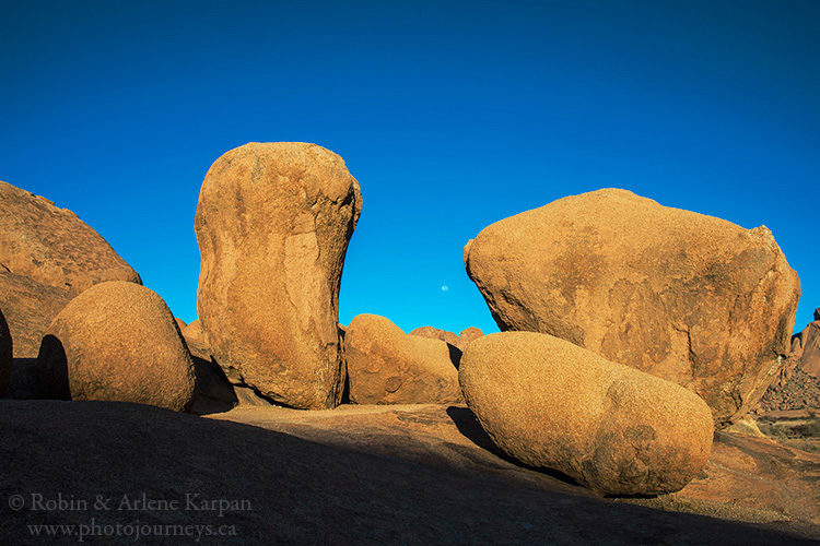 Spitzkoppe, Namibia from photojourneys.ca