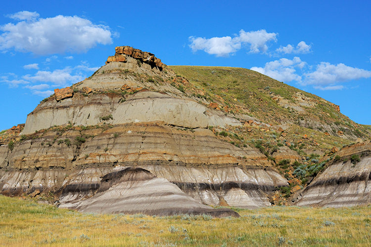 Castle Butte in Big Muddy Badlands, Saskatchewan from Photojourneys.ca