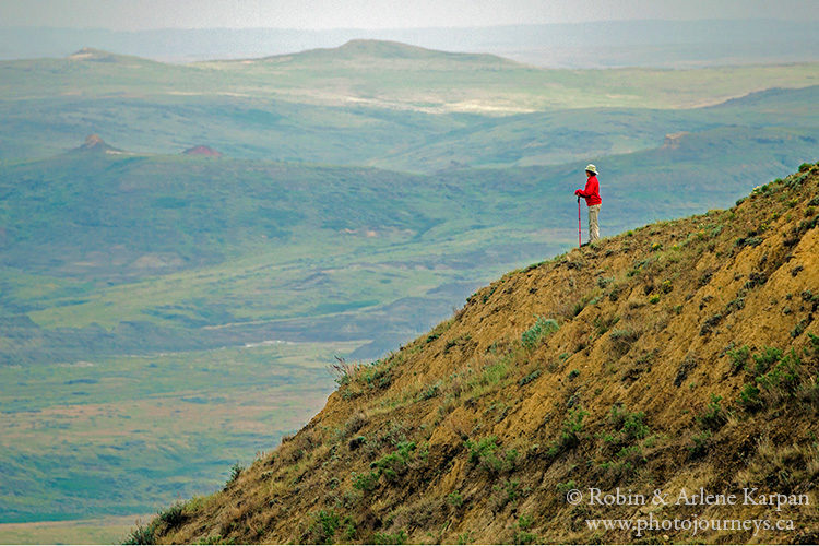 Badlands in Grasslands National Park, Saskatchewan, from Photojourneys.ca