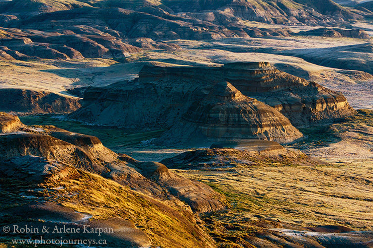 Badlands in Grasslands National Park from Photojourneys.ca