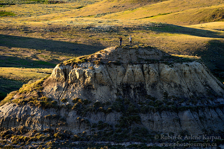 Badlands in Grasslands National Park, Saskatchewan, from Photojourneys.ca