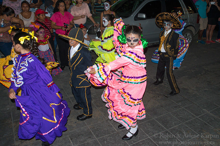 Dancers, Day of the Dead, Palenque, Mexico