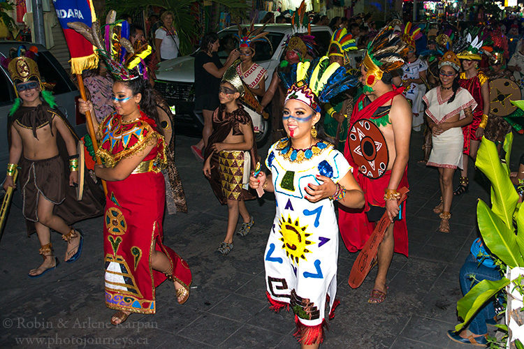 Dancers, Day of the Dead, Palenque, Mexico