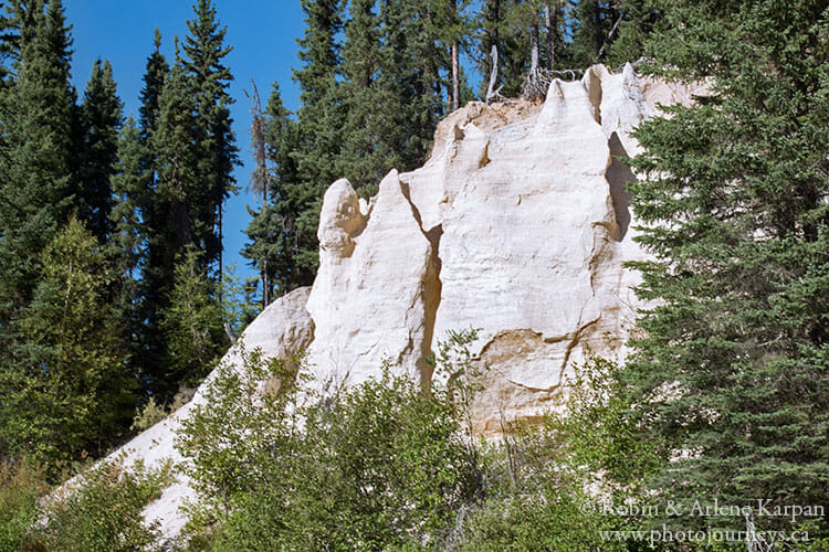 Nipekamew Sand Cliffs