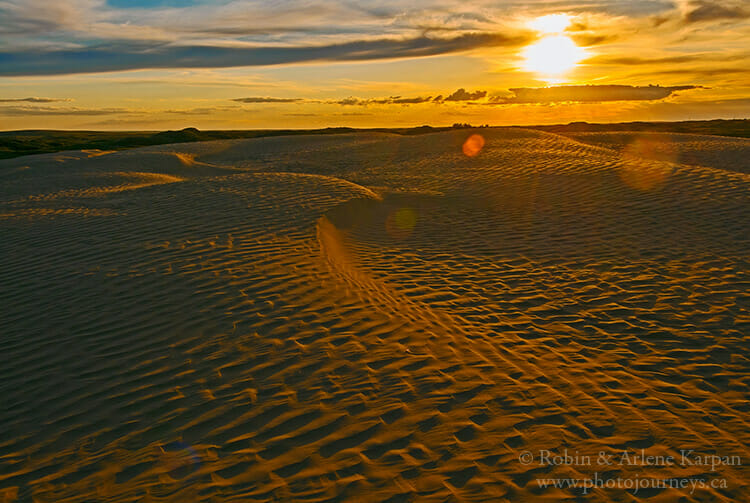 10 Amazing Spots for Sunrise and Sunsets in Saskatchewan 16 Great Sand Hills, Saskatchewan