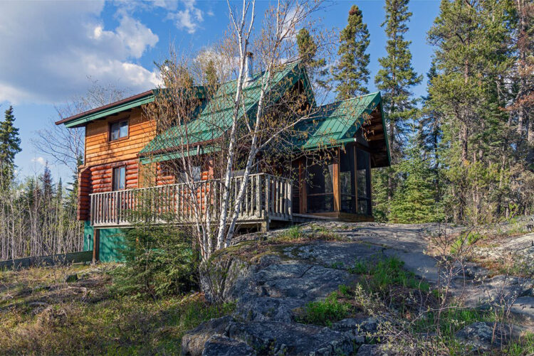 Guest cabin at Falcon Beach Ranch