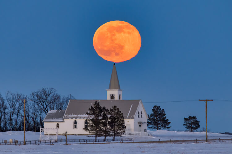 Moonrise, Saskatchewan