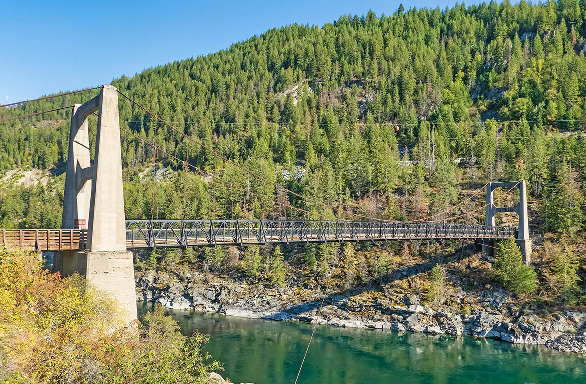 Brilliant Suspension Bridge., Castlegar, BC.