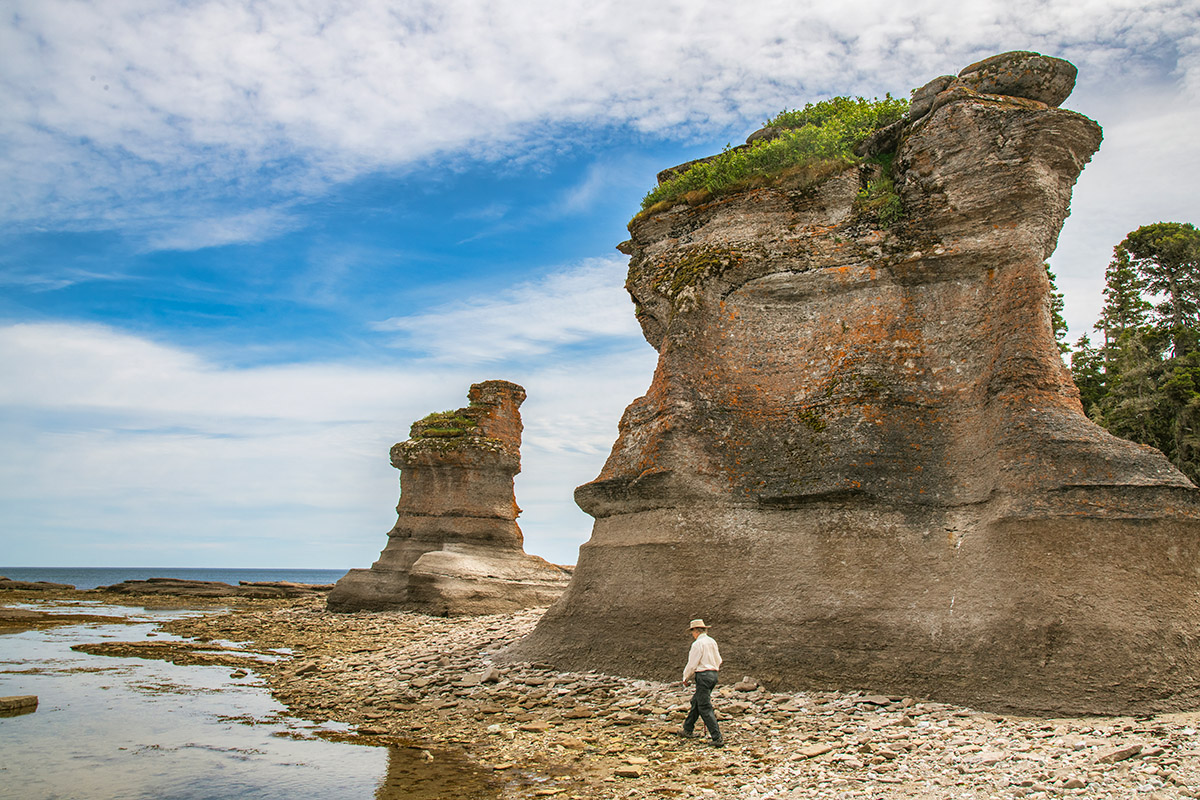 Niapiskau Island monoliths, Mingan Archipelago National Park, Quebec
