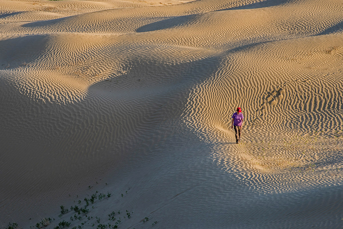 Hiking in the Great Sand Hills, Saskatchewan.