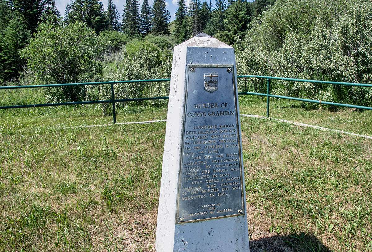 Monument to Constable Graburn.