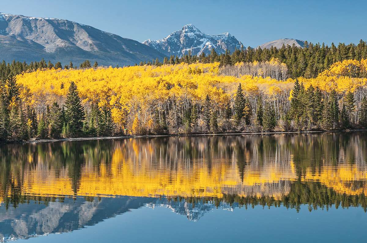 Pyramid Lake, Jasper National Park.